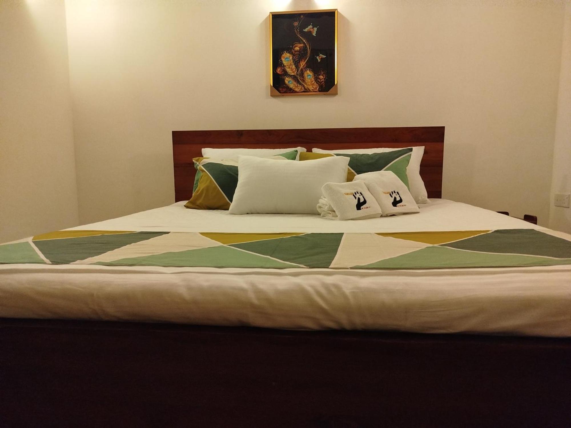 Hotel Elzangi Negombo Esterno foto