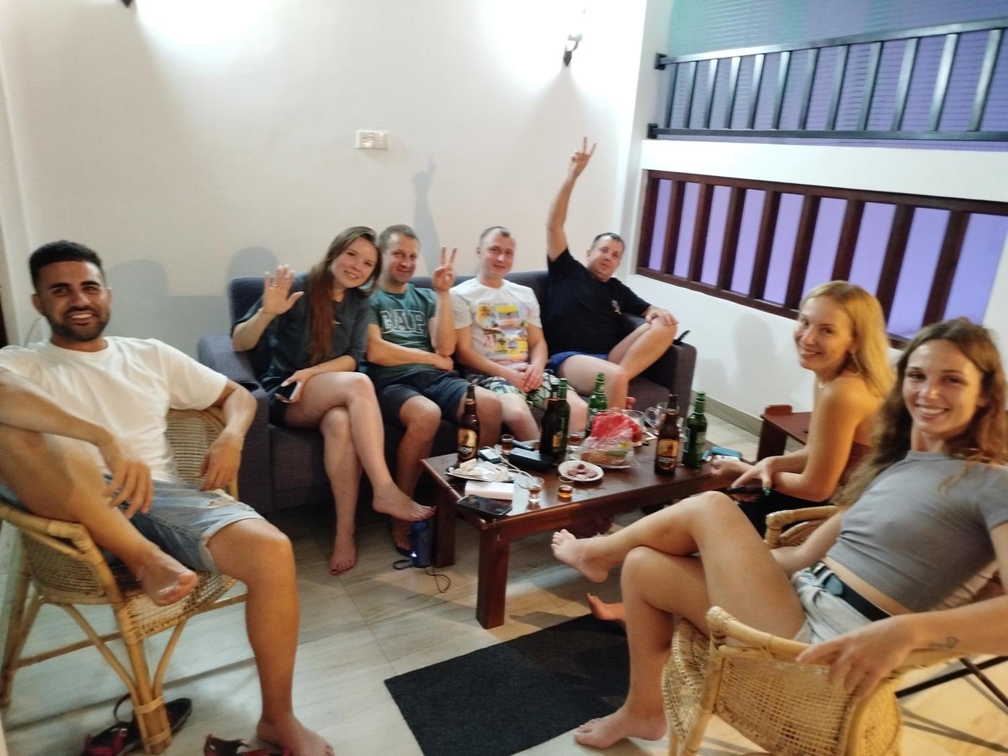 Hotel Elzangi Negombo Esterno foto